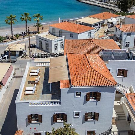 فندق Teresa Spetses المظهر الخارجي الصورة