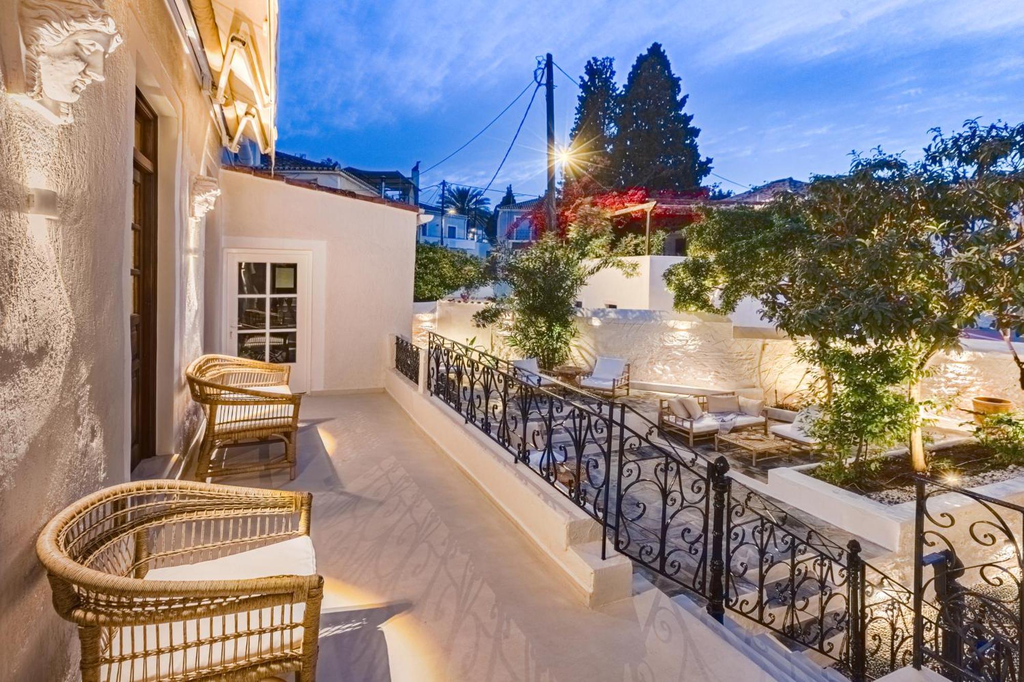 فندق Teresa Spetses المظهر الخارجي الصورة